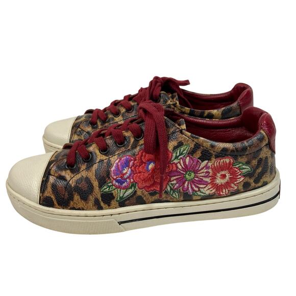 Brighton SPOTS Sneakers Red Animal Print Floral Embroidered Shoes Size 7.5M - Picture 2 of 10